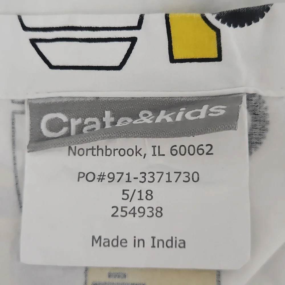 Crate&Barrel Yellow Black Construction Trucks Themed Organic Cotton Twin Flat